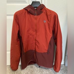Mountain hardware jacket